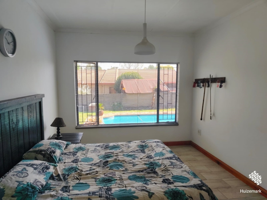 4 Bedroom Property for Sale in Roodia Free State